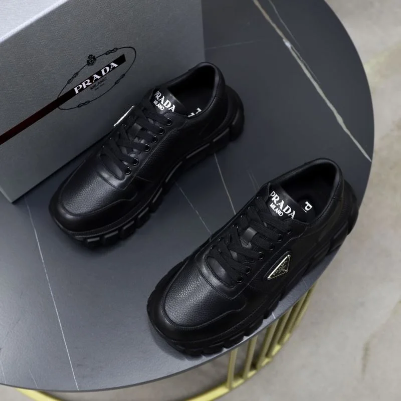 Prada Low Shoes Classic 35474