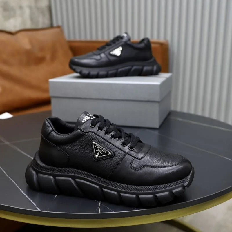 Prada Low Shoes Classic 35474