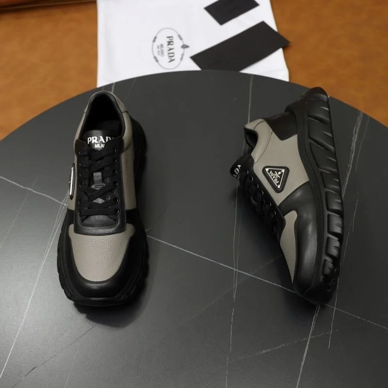 Prada Low Shoes Durable 35497