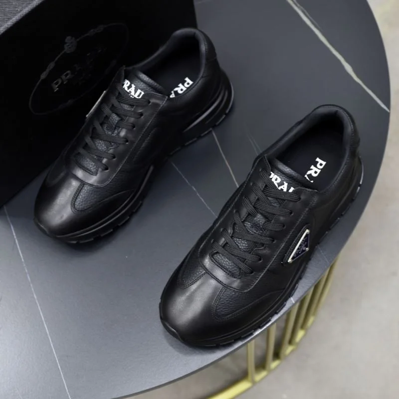 FashionForward Prada Low Shoes 35494