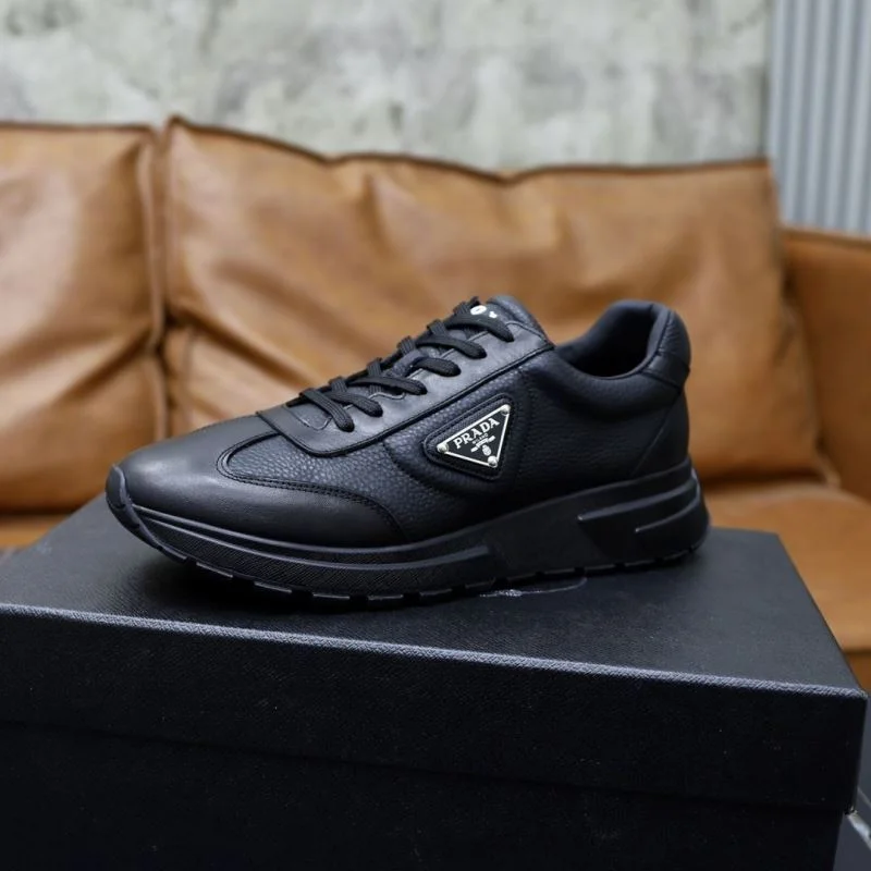 FashionForward Prada Low Shoes 35494