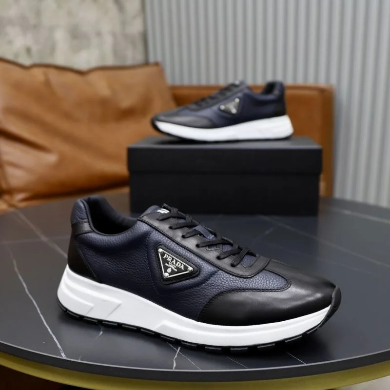 Prada Low Shoes WrinkleFree 35490