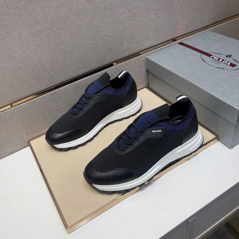 Prada Low Shoes WaterResistant 35475