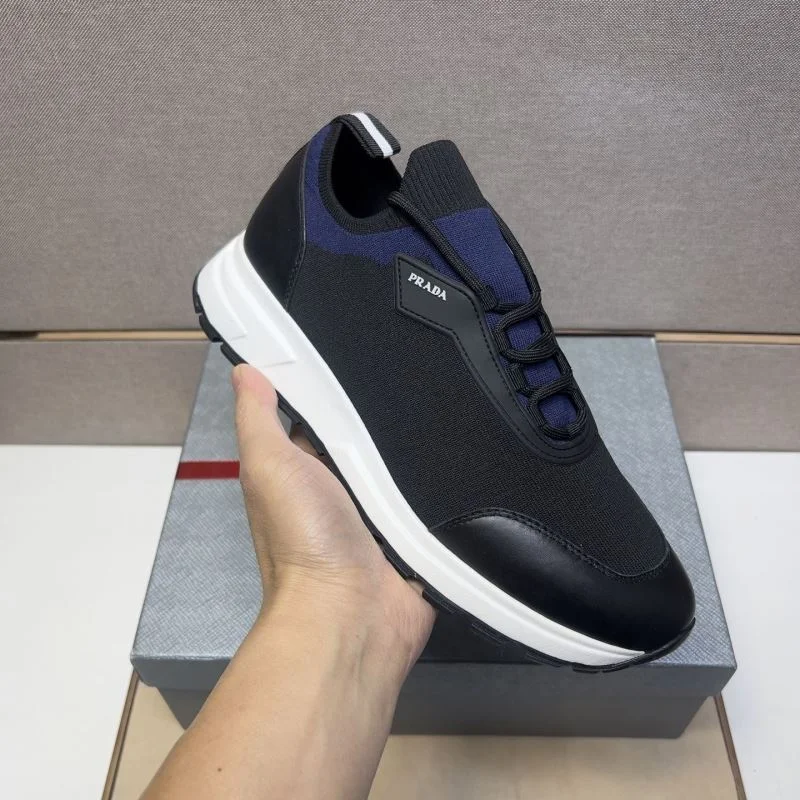 Prada Low Shoes WaterResistant 35475