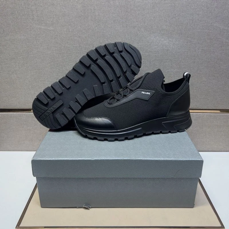 Prada Low Shoes Classic 35473