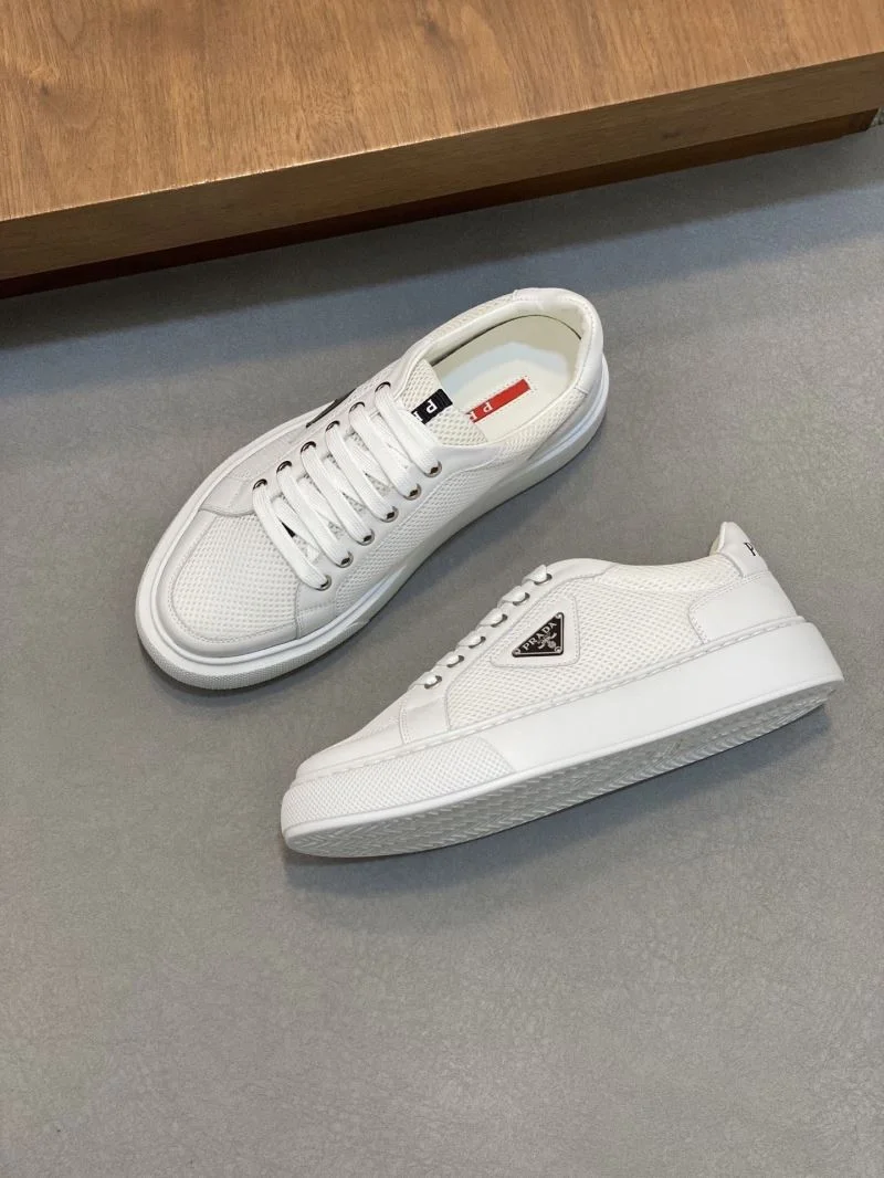 Prada Low Shoes Chic 35492