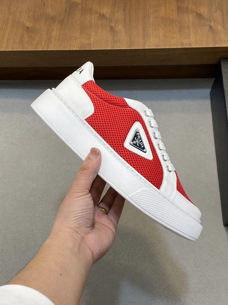 Vibrant Prada Low Shoes 35477