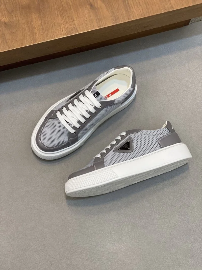 Prada Low Shoes Attractive 35471