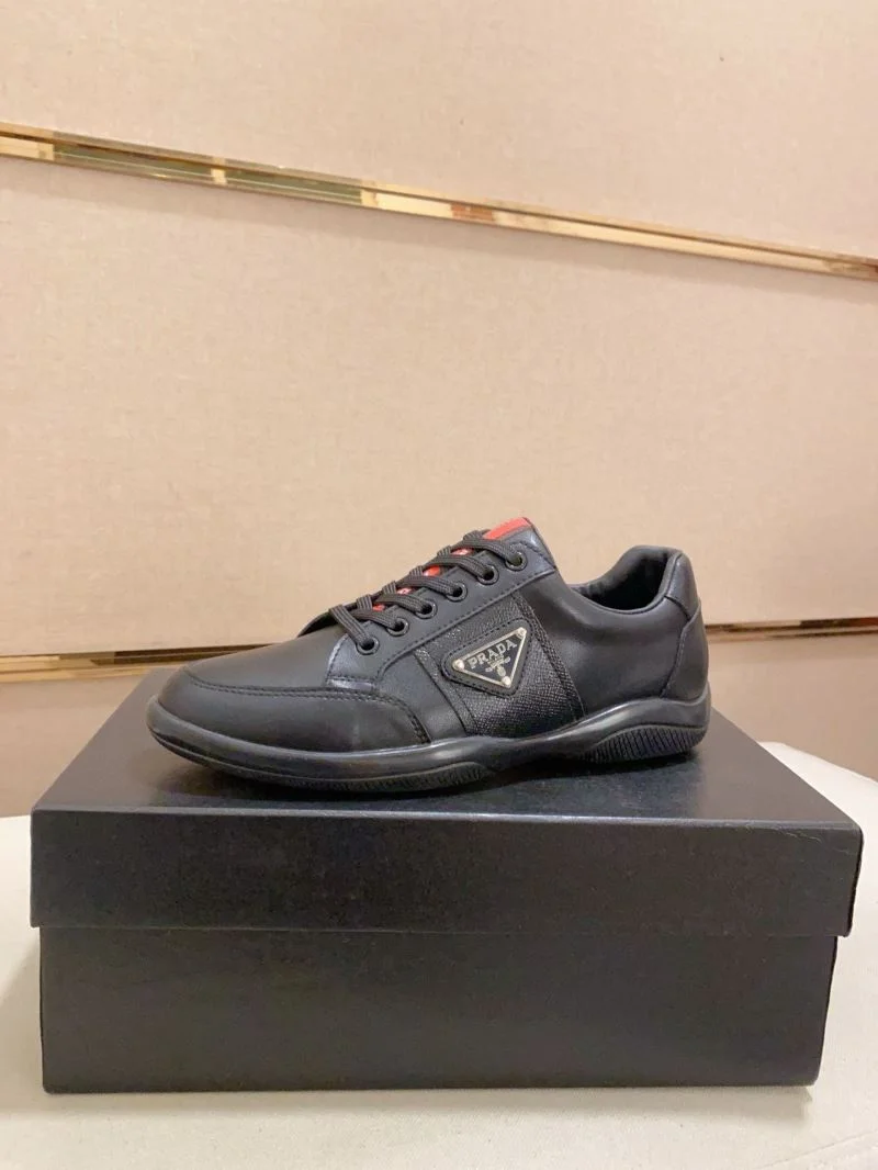 Tailored Prada Low Shoes 35465