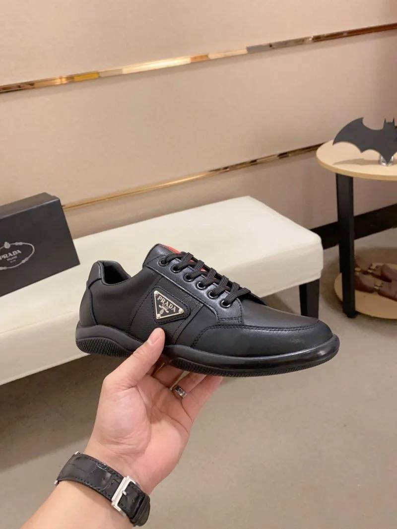 Tailored Prada Low Shoes 35465
