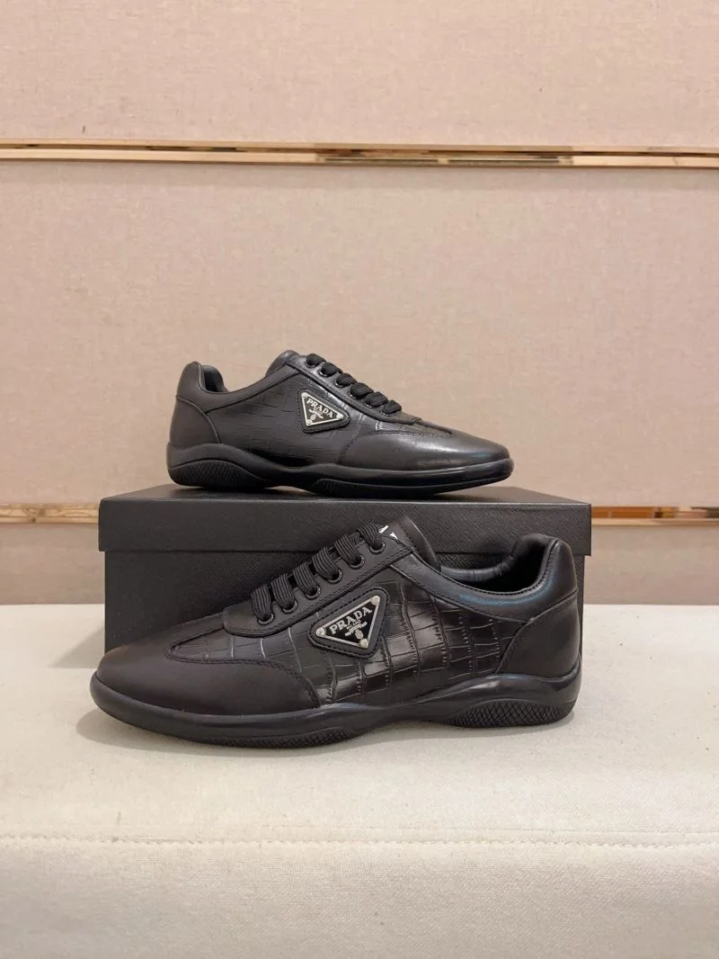 Timeless Prada Low Shoes 35463