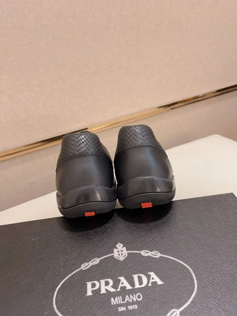 Timeless Prada Low Shoes 35463