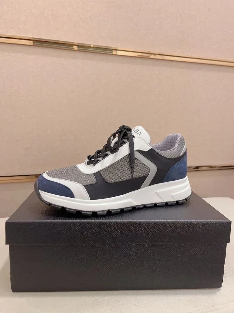 Casual Prada Low Shoes 35464