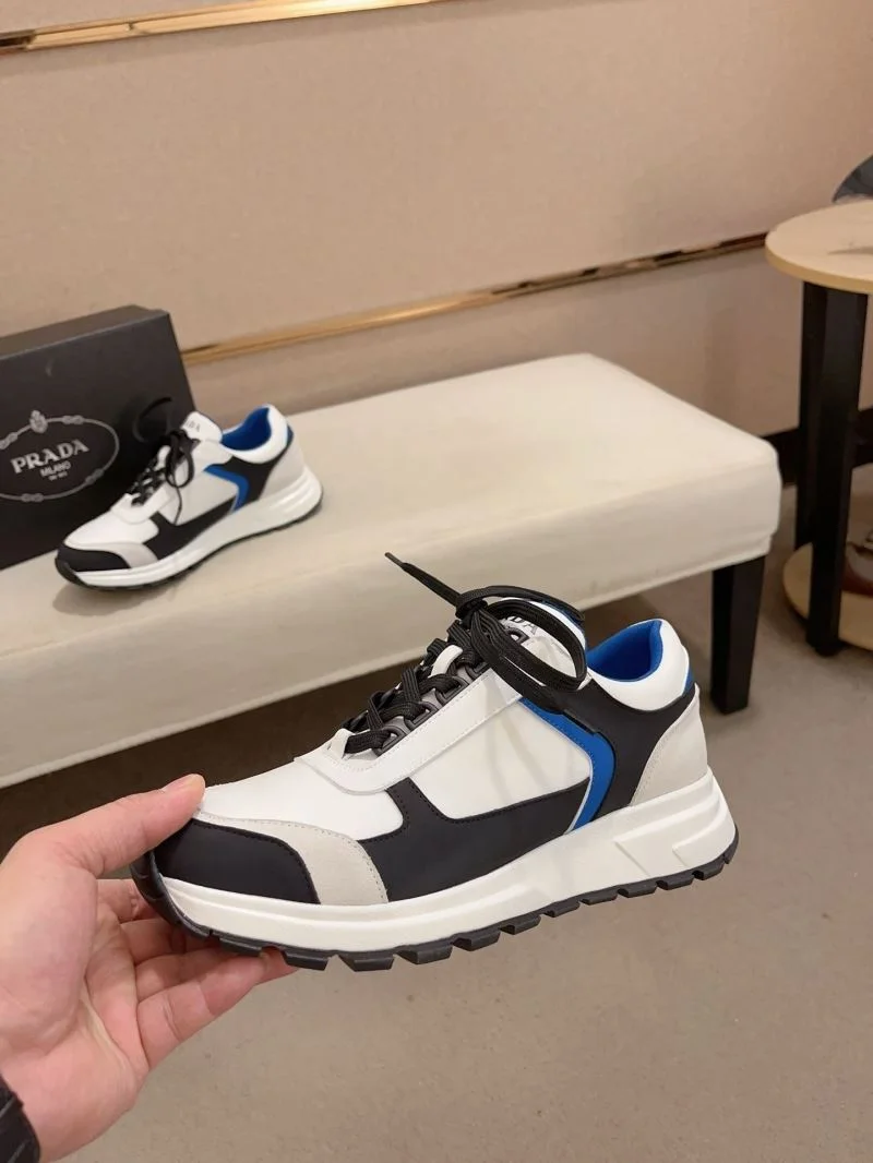 Minimalist Prada Low Shoes 35461