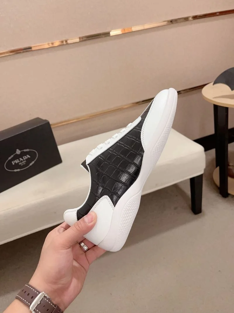 Prada Low Shoes Modern 35460