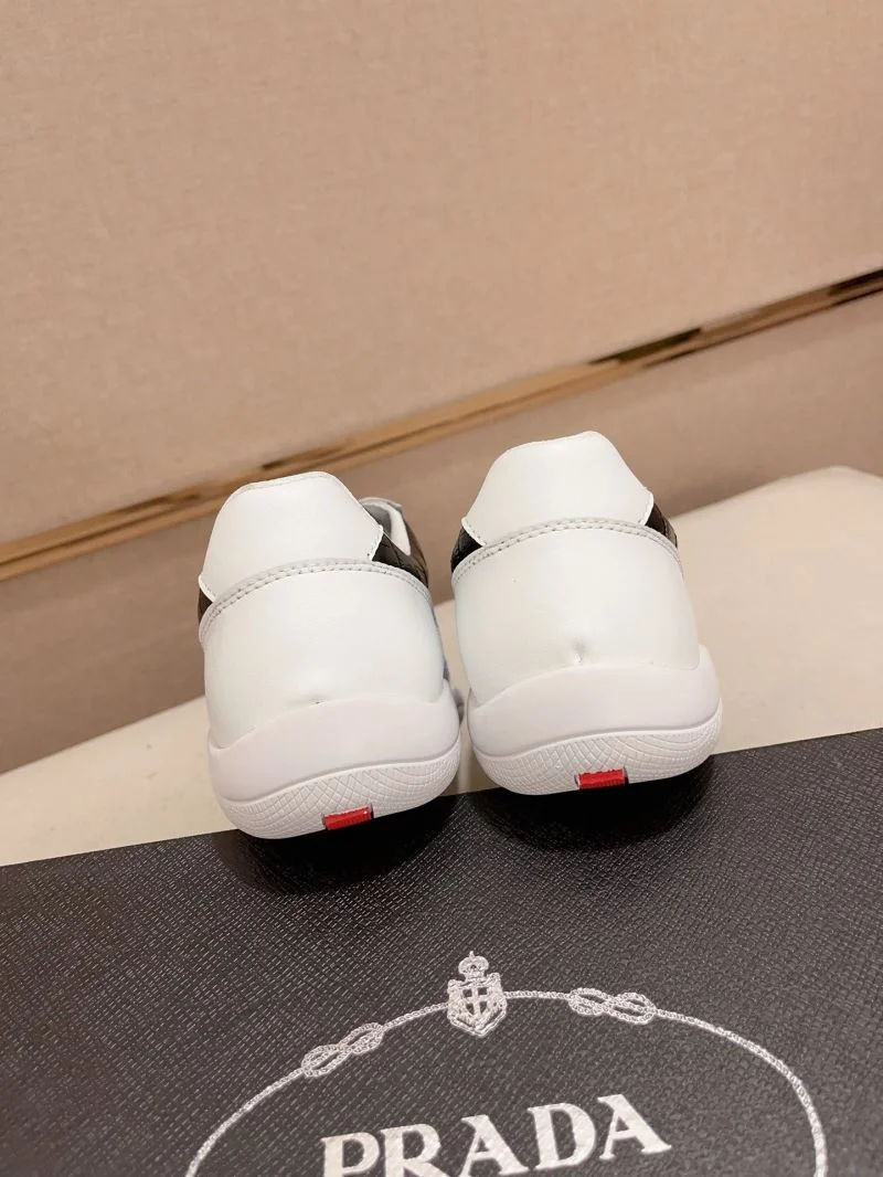 Prada Low Shoes Modern 35460
