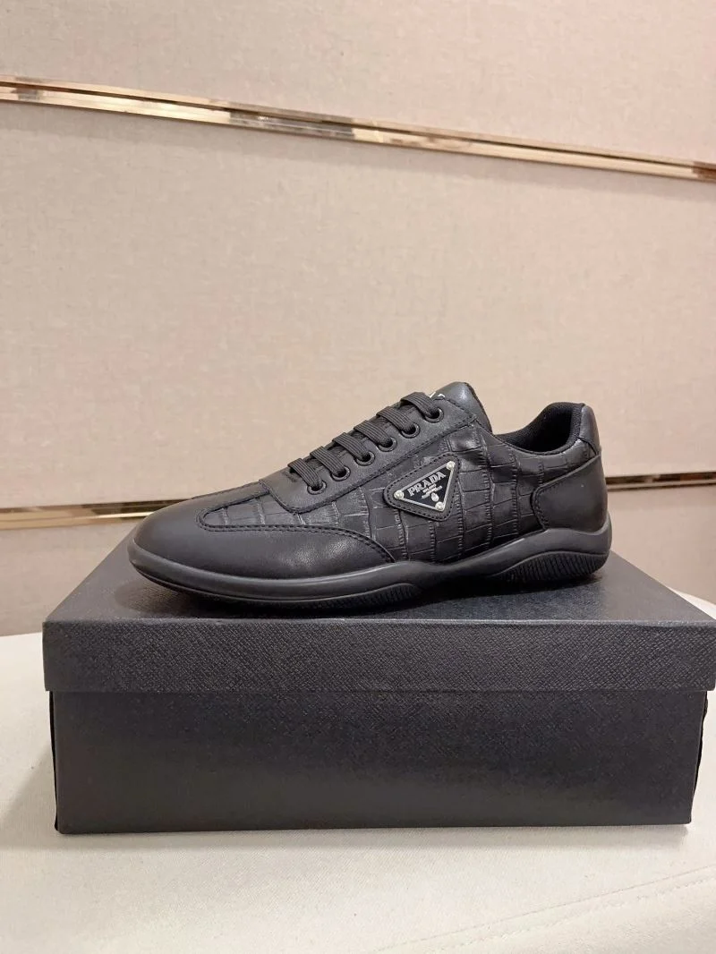 Modern Prada Low Shoes 35459