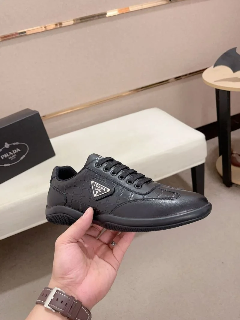 Modern Prada Low Shoes 35459