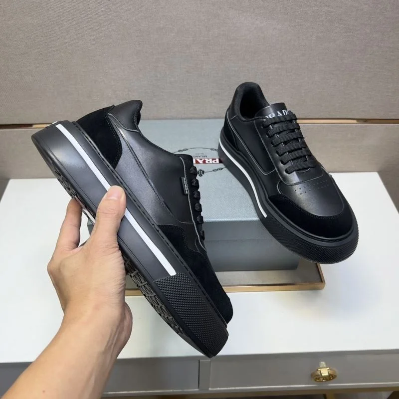 Compact Prada Low Shoes 35435