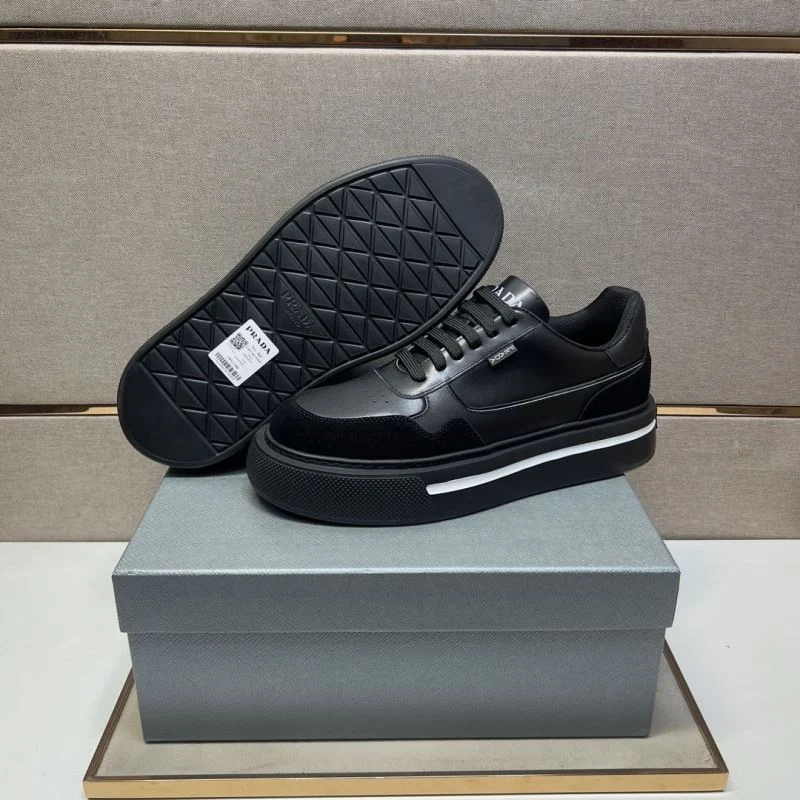Compact Prada Low Shoes 35435