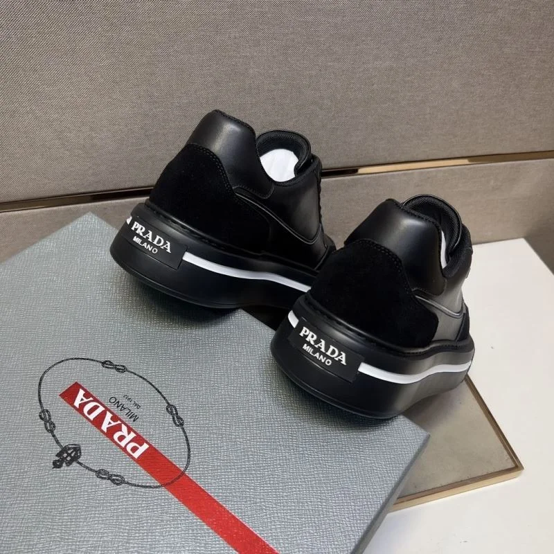 Compact Prada Low Shoes 35435