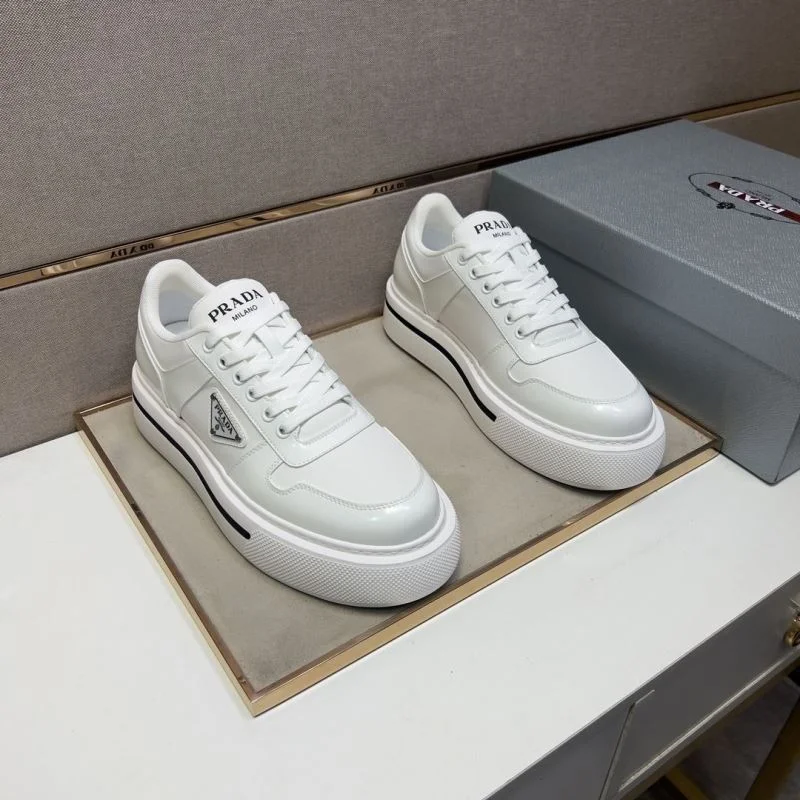 Prada Low Shoes Minimalist 35458