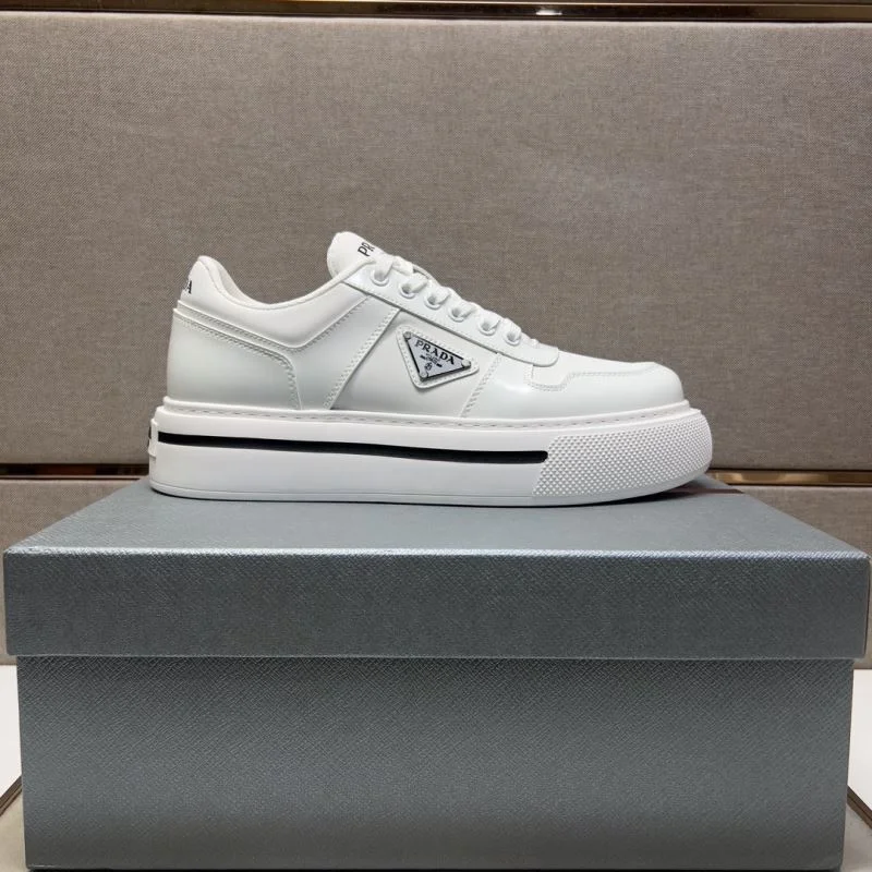 Prada Low Shoes Minimalist 35458