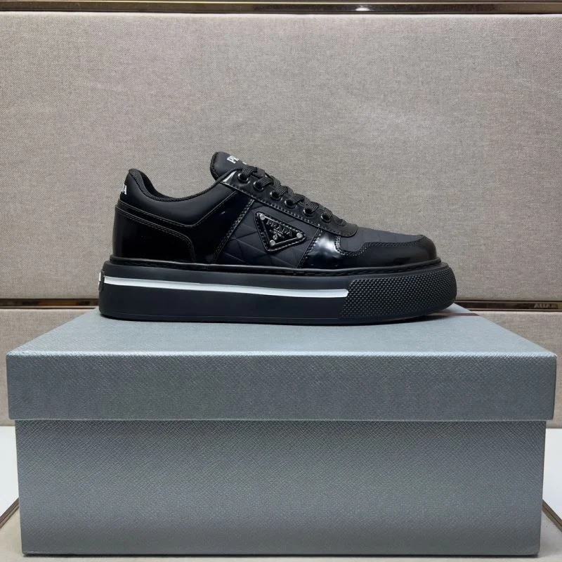 Fashionable Prada Low Shoes 35440