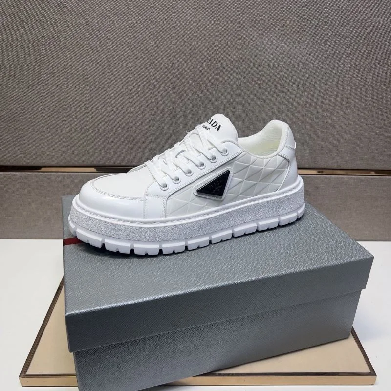 MoistureWicking Prada Low Shoes 35442