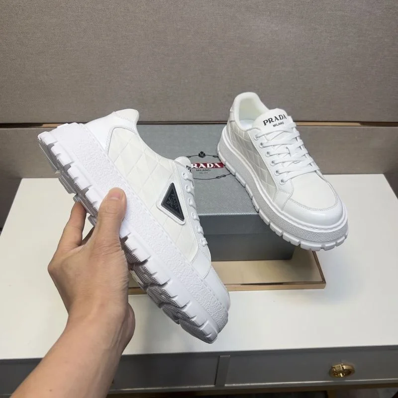 MoistureWicking Prada Low Shoes 35442