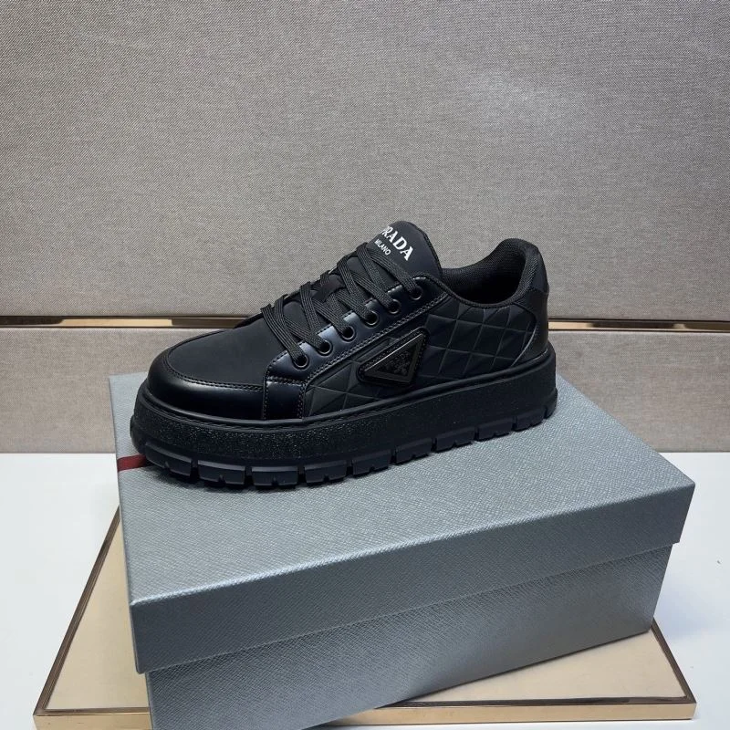 Prada Low Shoes DailyWear 35446
