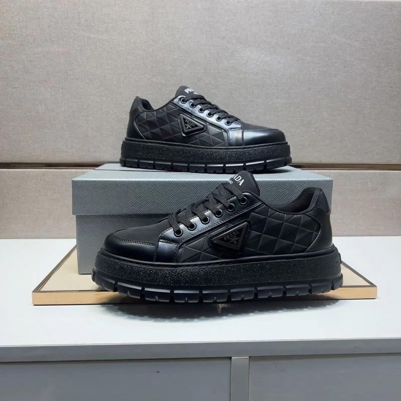 Prada Low Shoes DailyWear 35446