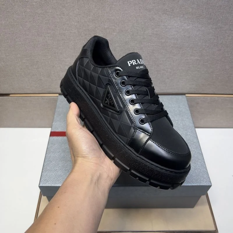 Prada Low Shoes DailyWear 35446