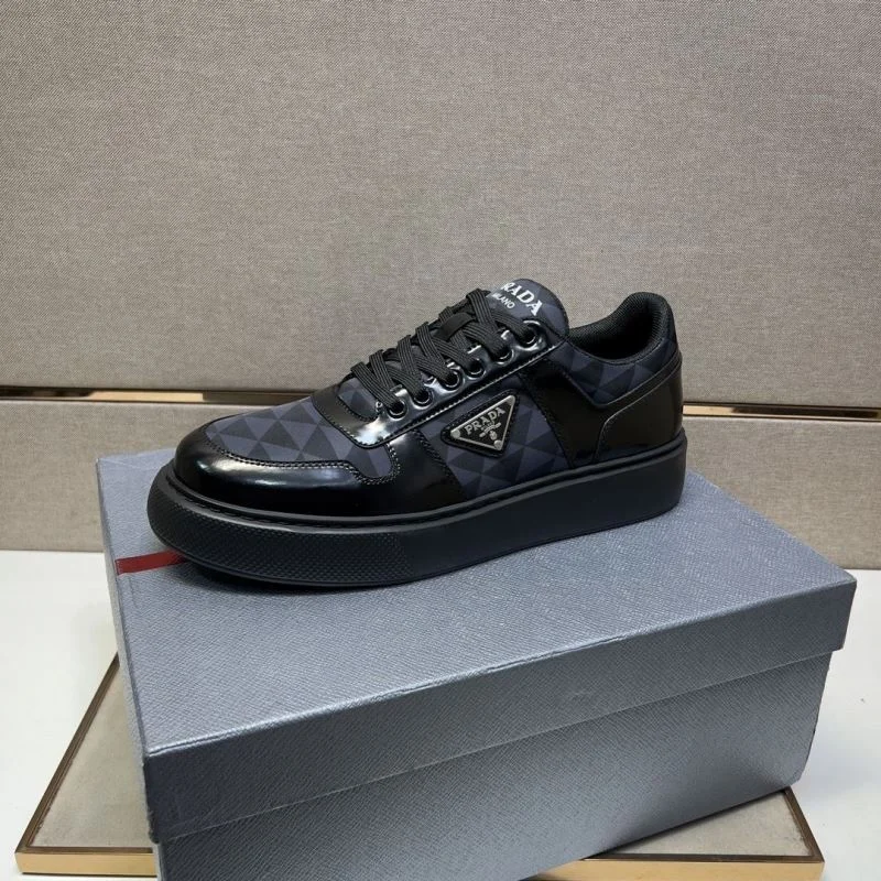 UrbanStyle Prada Low Shoes 35441