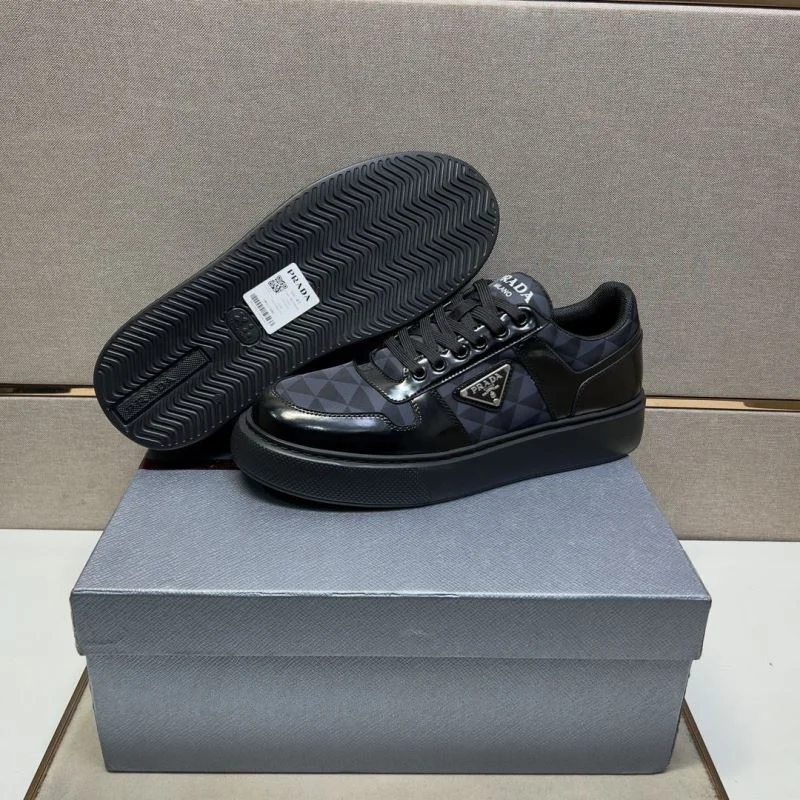 UrbanStyle Prada Low Shoes 35441