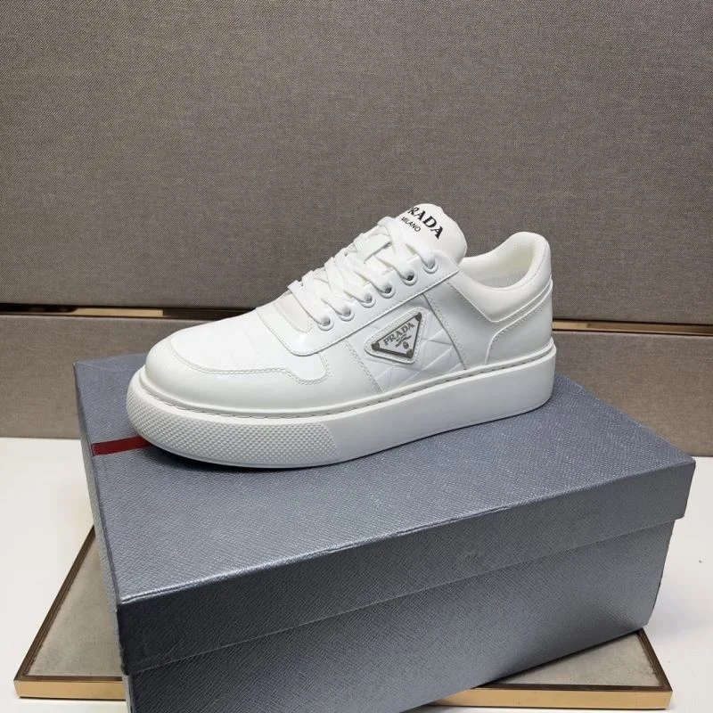 Prada Low Shoes DailyWear 35447