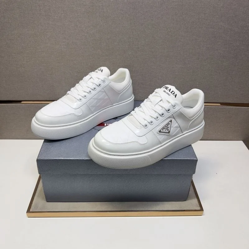 Prada Low Shoes DailyWear 35447