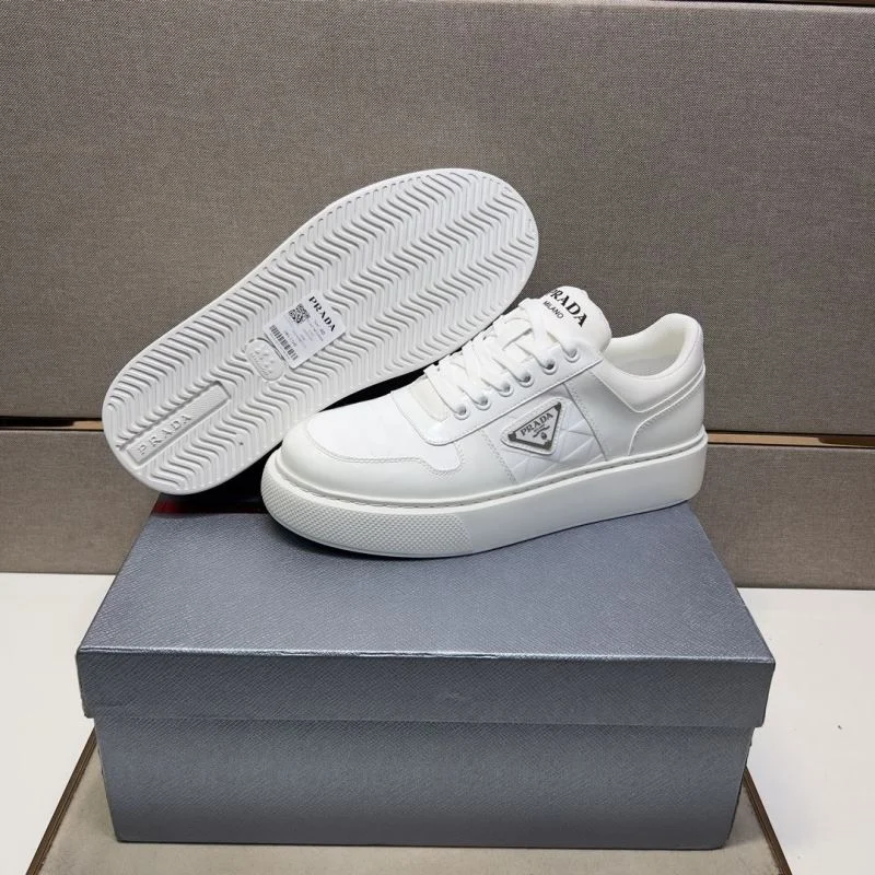 Prada Low Shoes DailyWear 35447