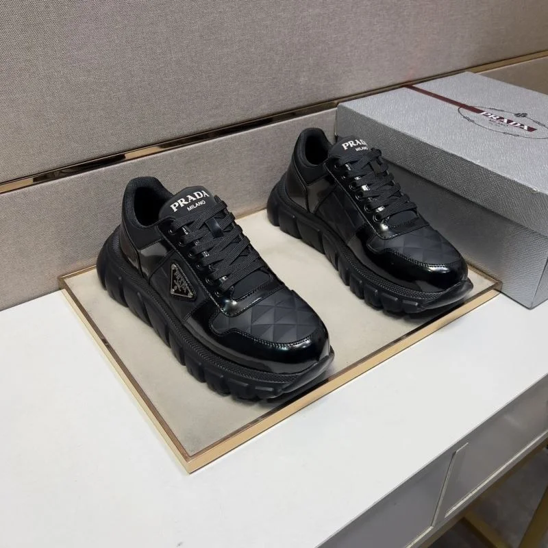 RelaxedFit Prada Low Shoes 35452