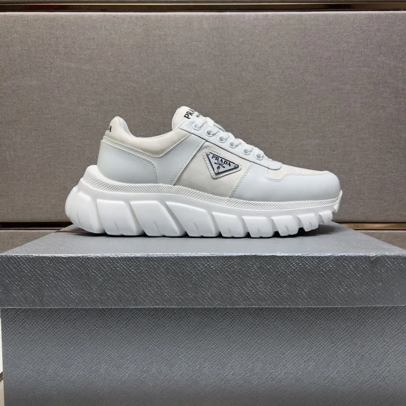 Prada Low Shoes Breathable 35427