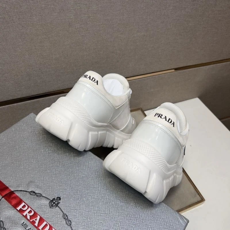Prada Low Shoes Breathable 35427