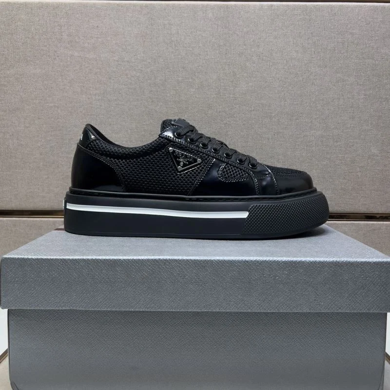 Prada Low Shoes Elegant 35426