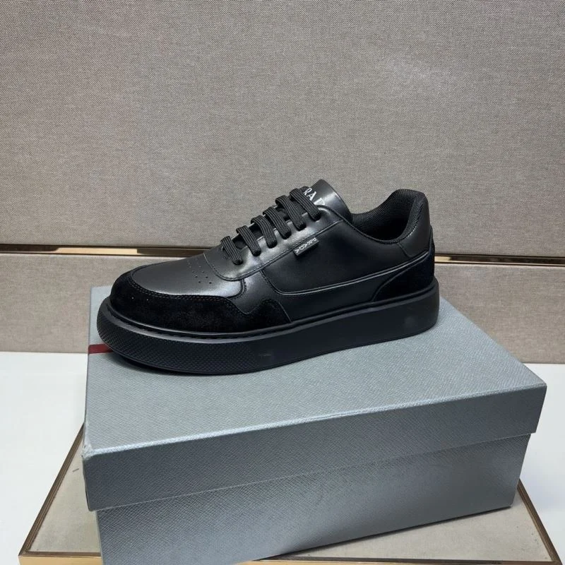 Compact Prada Low Shoes 35424