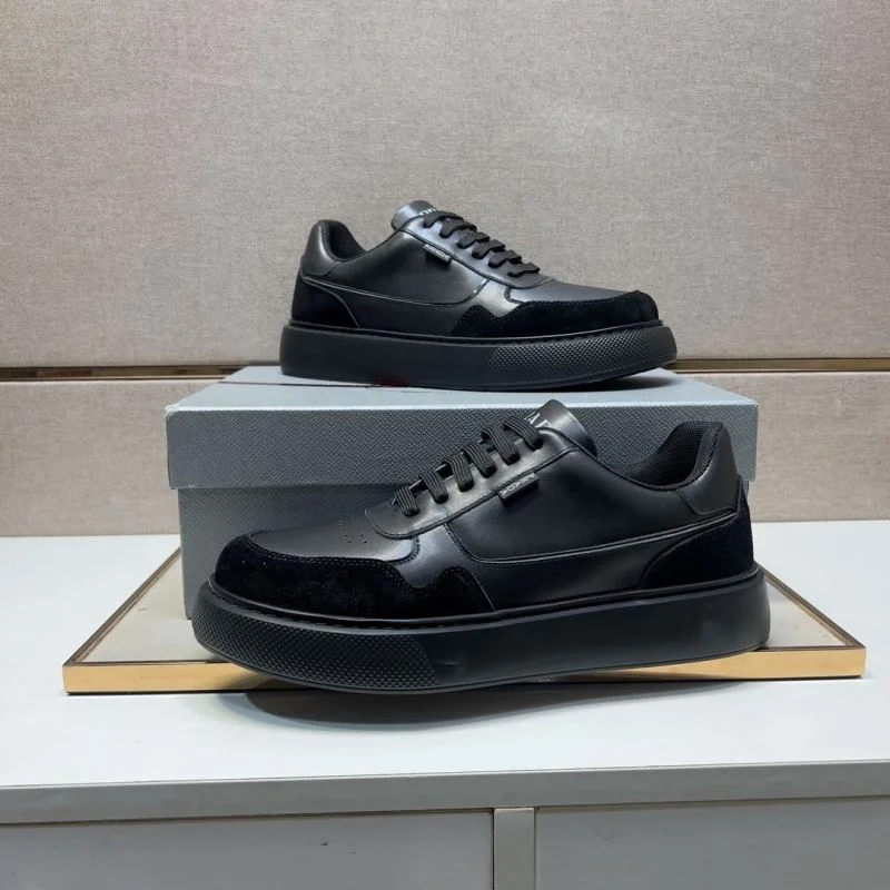 Compact Prada Low Shoes 35424