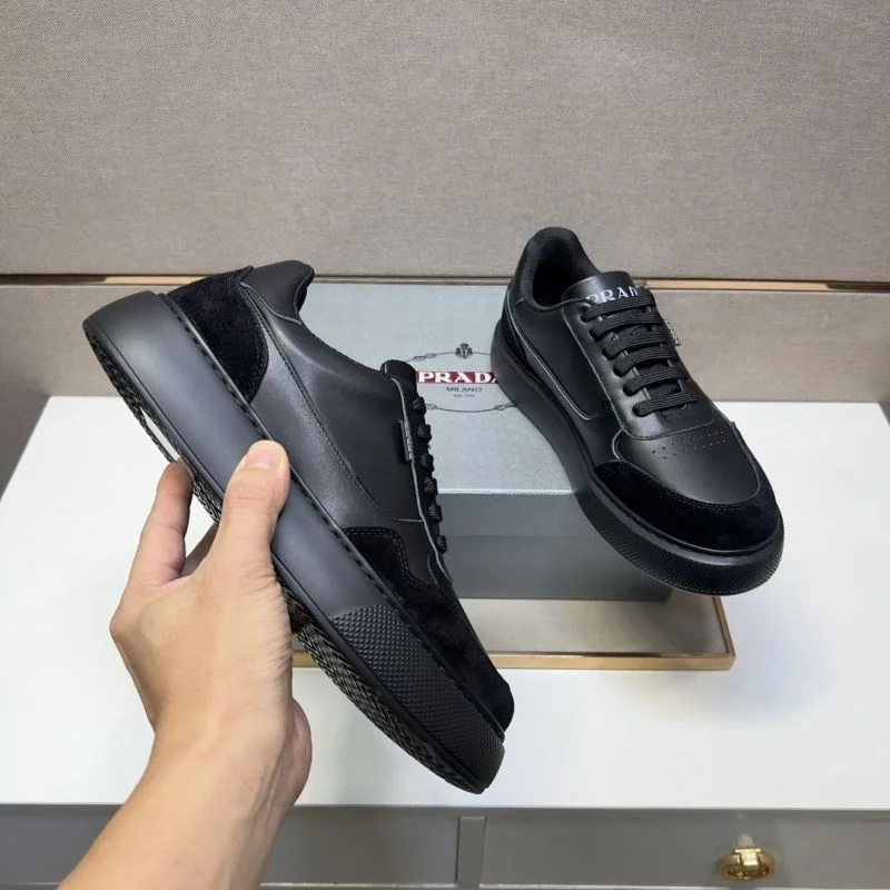 Compact Prada Low Shoes 35424