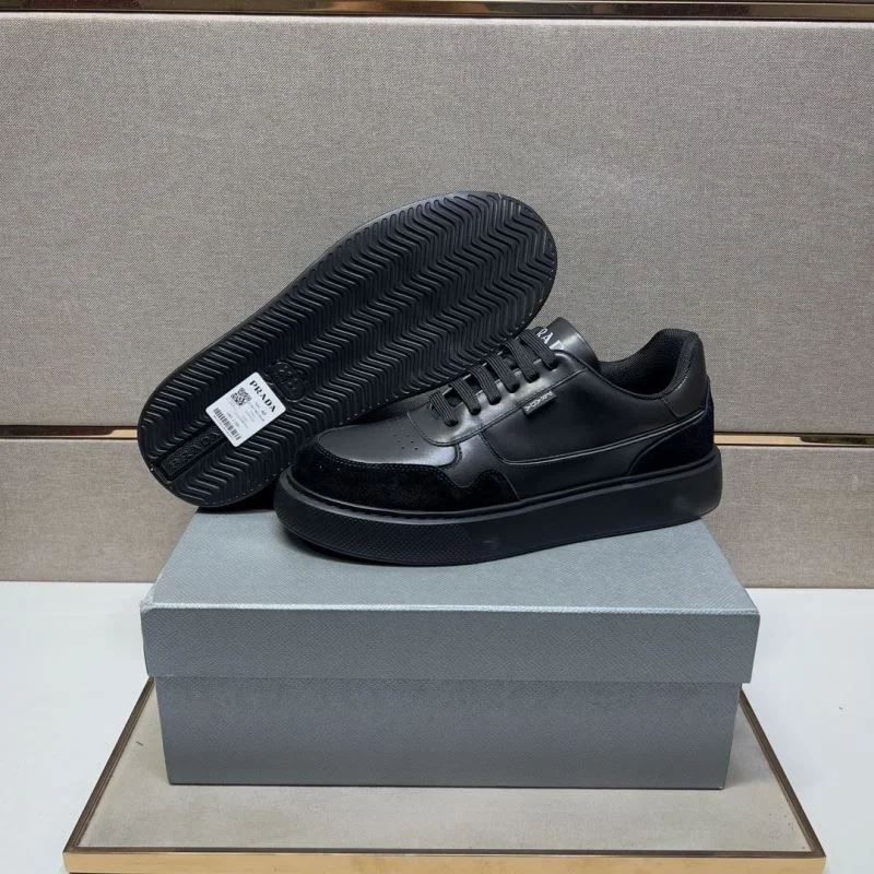 Compact Prada Low Shoes 35424