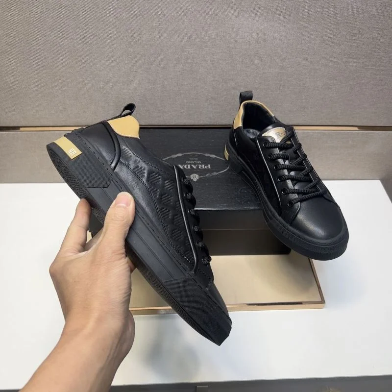 FashionForward Prada Low Shoes 35392