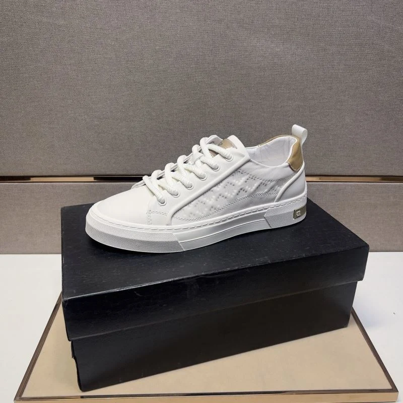 UrbanStyle Prada Low Shoes 35394