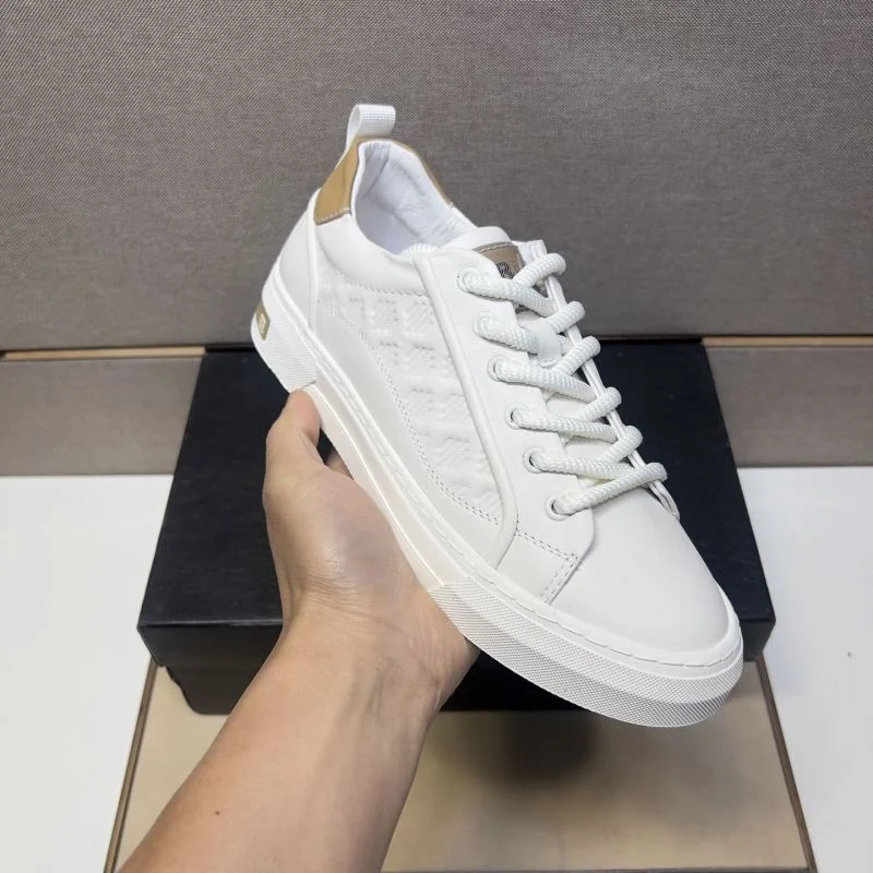 UrbanStyle Prada Low Shoes 35394