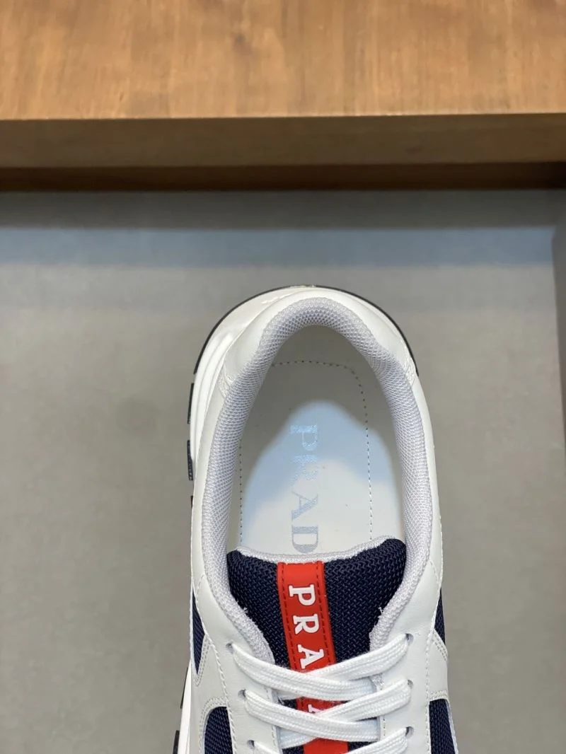 Bold Prada Low Shoes 35416